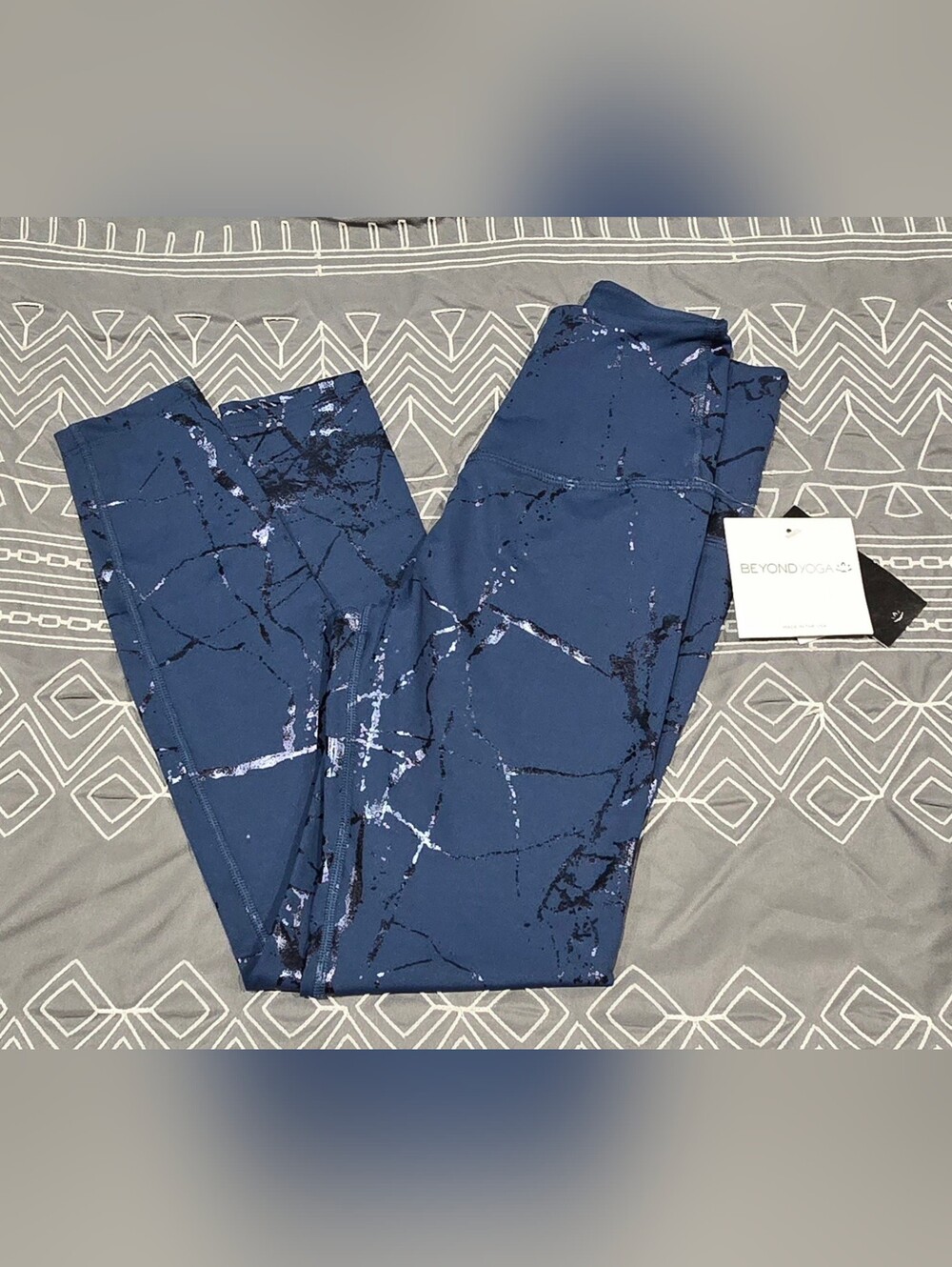 Beyond Yoga Lost Your Marbles High Waisted 7/8 Leggings Size XS